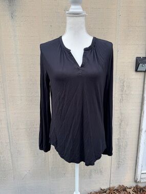 Barefoot Dreams Black Long-Sleeve Split-Neck Top
